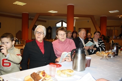 Спільне колядування у церковній світлиці в Ґіжицьку 2014 (16)