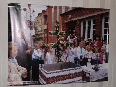 Виставка фото з нагоди ювілею 50 ліття парафії Чесного Хреста у Венгожеві 2015_10