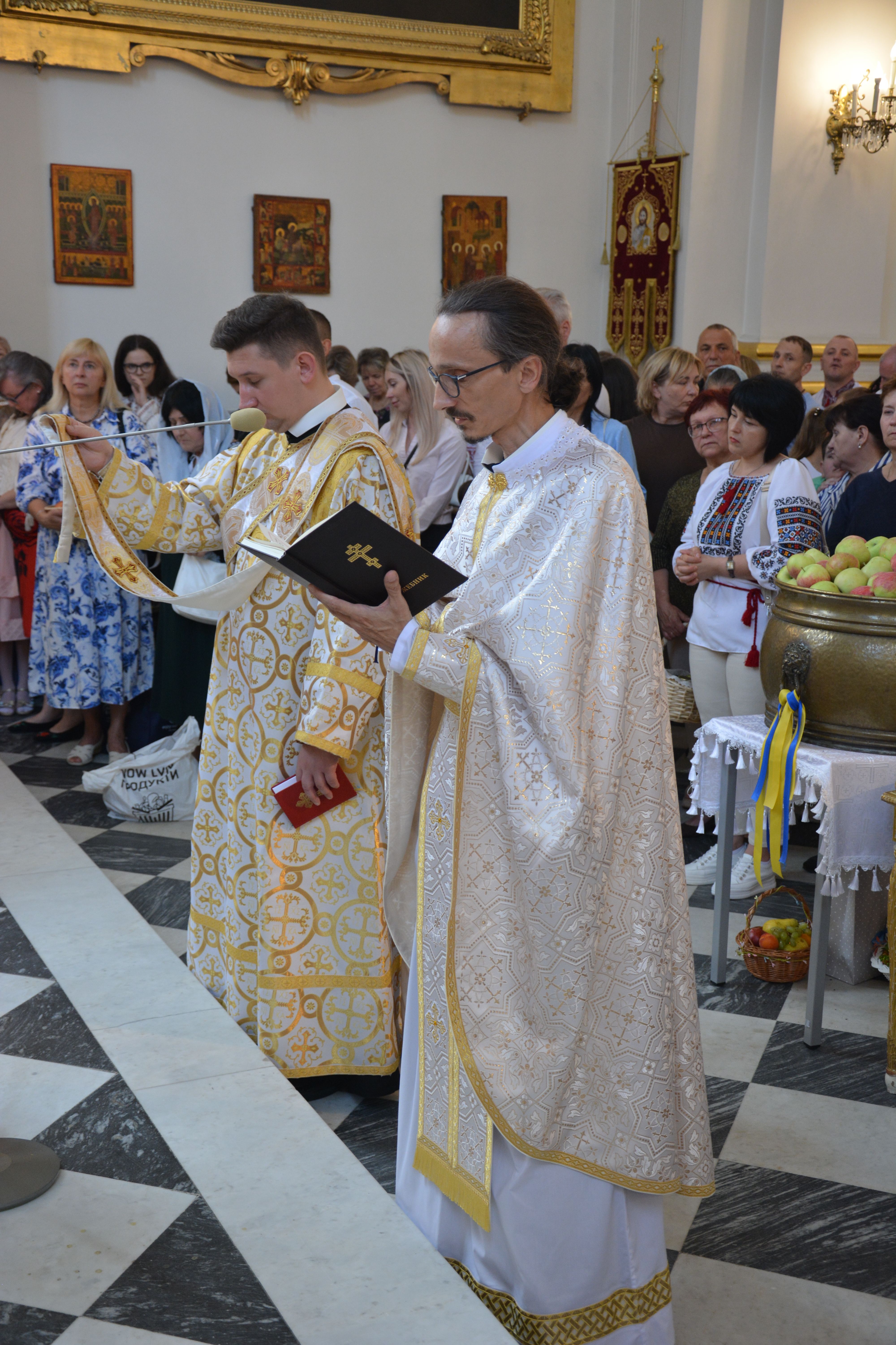 Священничі свячення ієродиякона Богдана Пєтночка ЧСВВ